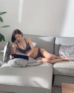 Kojima Miyu feet photo 13