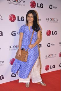 Konkona Sen Sharma feet photo 8