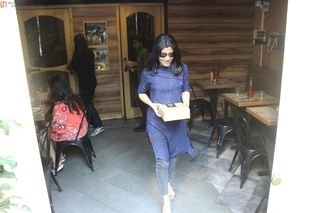 Konkona Sen Sharma feet photo 15