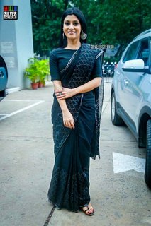 Konkona Sen Sharma feet photo 9