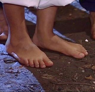 Konnie Huq feet photo 15