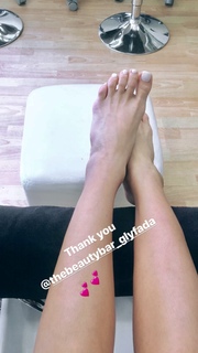 Konnie Metaxa feet photo 7