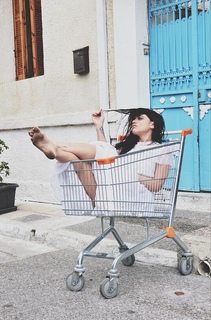Konnie Metaxa feet photo 10
