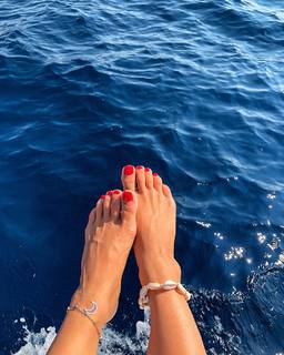Konnie Metaxa feet photo 14