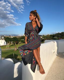 Konnie Metaxa feet photo 15