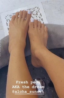Konnie Metaxa feet photo 20