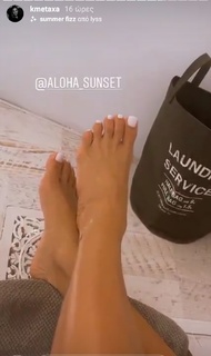 Konnie Metaxa feet photo 15