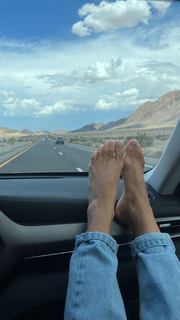 Konnie Metaxa feet photo 9