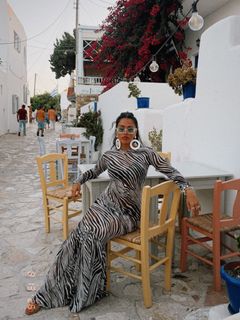 Konnie Metaxa feet photo 19