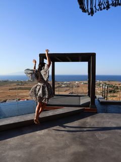 Konnie Metaxa feet photo 3