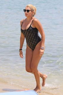 Konstantina Spyropoulou feet photo thumbnail