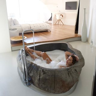 Konstantina Spyropoulou feet photo thumbnail