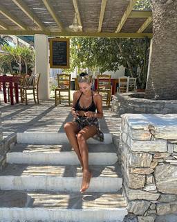 Konstantina Spyropoulou feet photo thumbnail