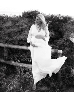 Konstantina Spyropoulou feet photo thumbnail