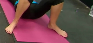Korie Robertson feet photo thumbnail