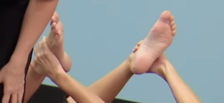 Korie Robertson feet photo thumbnail