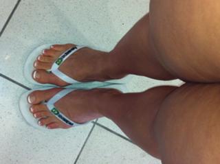 Kortney Olson feet photo 3
