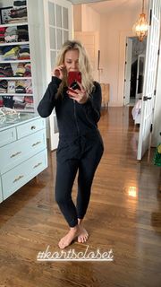 Kortney Wilson feet photo 9