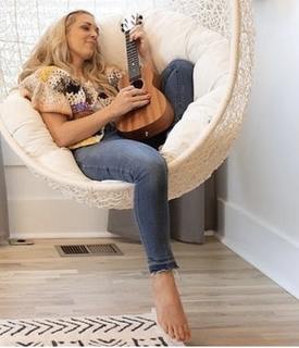 Kortney Wilson feet photo 13