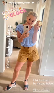 Kortney Wilson feet photo 3