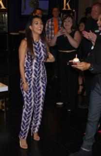 Kourtney Kardashian feet photo thumbnail