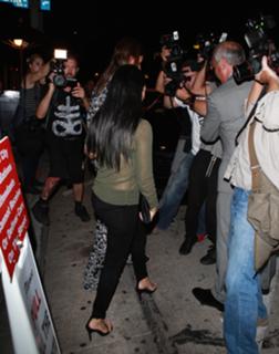 Kourtney Kardashian feet photo thumbnail