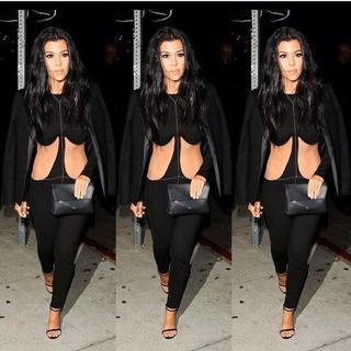 Kourtney Kardashian feet photo thumbnail
