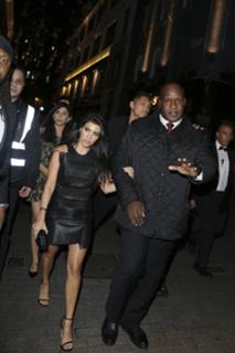 Kourtney Kardashian feet photo thumbnail