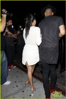 Kourtney Kardashian feet photo thumbnail