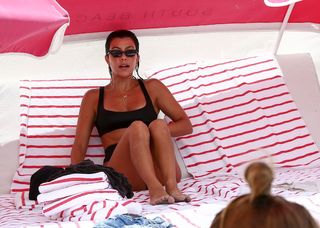 Kourtney Kardashian feet photo thumbnail