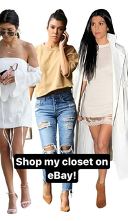Kourtney Kardashian feet photo thumbnail