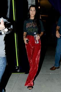 Kourtney Kardashian feet photo thumbnail