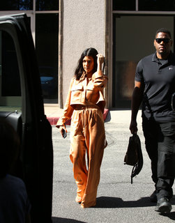 Kourtney Kardashian feet photo thumbnail