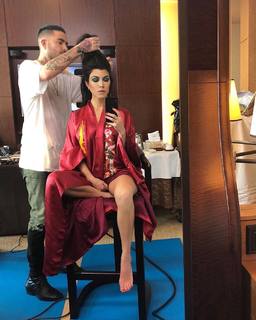 Kourtney Kardashian feet photo thumbnail