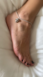 Kourtney Kardashian feet photo thumbnail