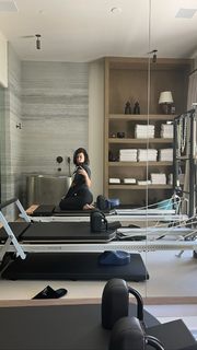 Kourtney Kardashian feet photo thumbnail