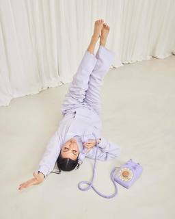 Kourtney Kardashian feet photo thumbnail