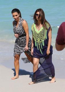 Kourtney Kardashian feet photo thumbnail