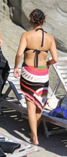 Kourtney Kardashian feet photo thumbnail