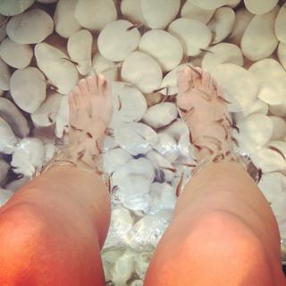 Kourtney Kardashian feet photo thumbnail