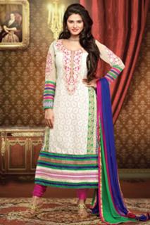 Kratika Sengar feet photo 5