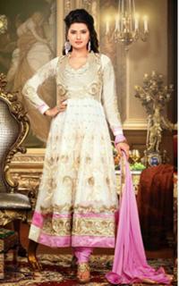 Kratika Sengar feet photo 3