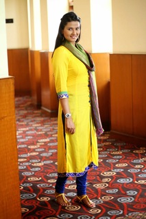 Kratika Sengar feet photo 3