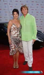 Kris Jenner feet photo thumbnail