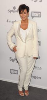 Kris Jenner feet photo thumbnail