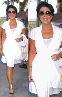 Kris Jenner feet photo thumbnail