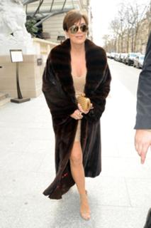 Kris Jenner feet photo thumbnail