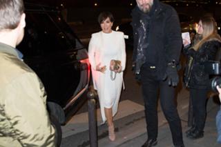 Kris Jenner feet photo thumbnail