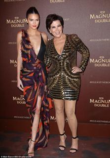 Kris Jenner feet photo thumbnail