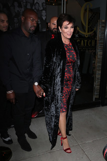 Kris Jenner feet photo thumbnail